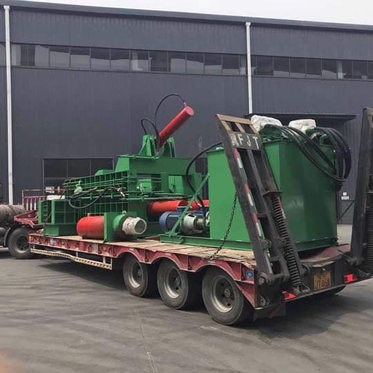 Hydraulic Scrap Metal Baler For Waste Baling Press 13 Large-tonnage metal baler for shipping