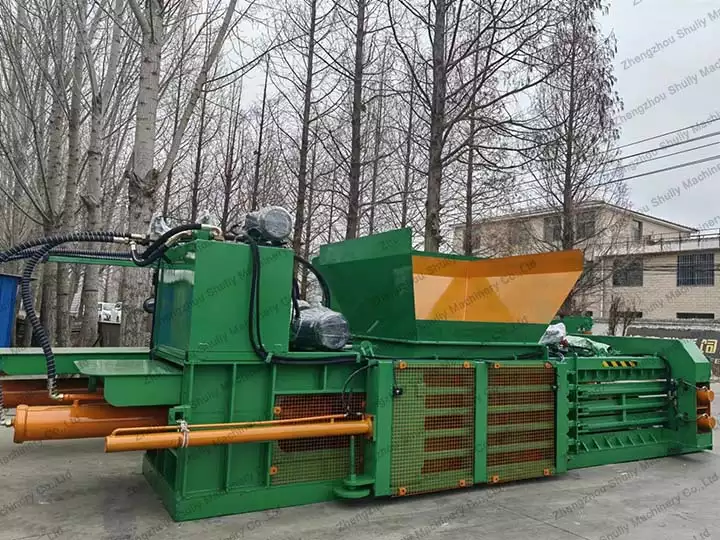 hydraulic horizontal baler