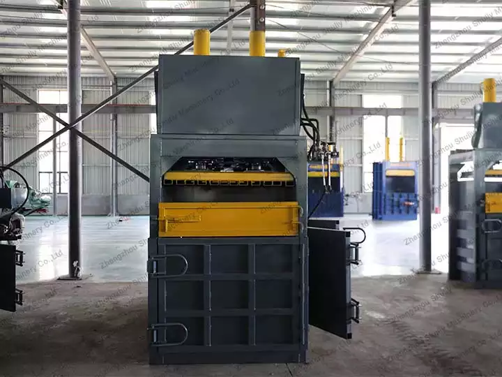 vertical baler machine