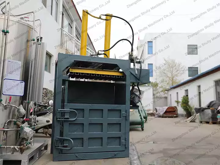 vertical balers