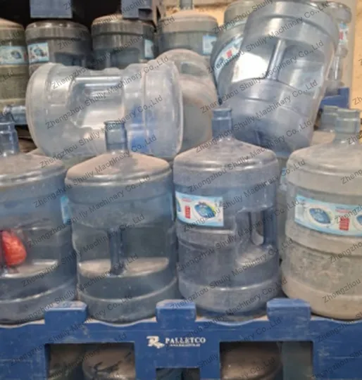 ដបប្លាស្ទិច