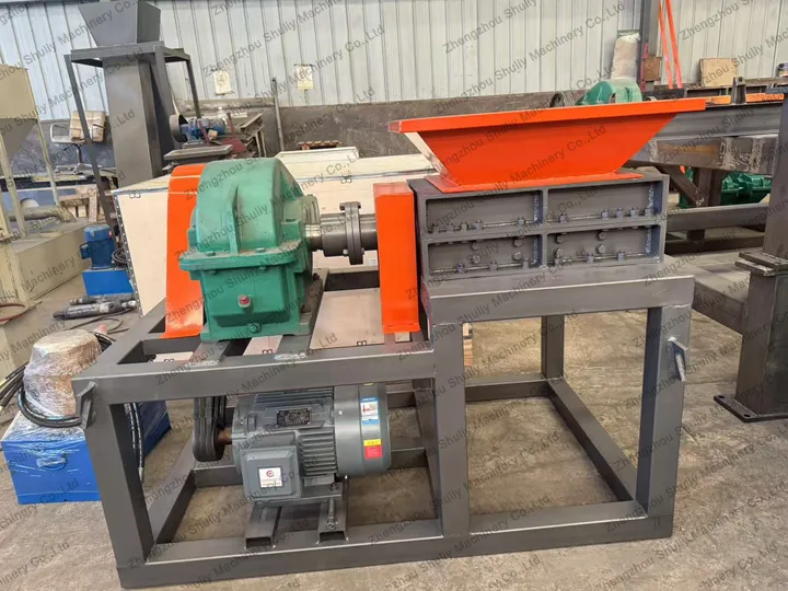 ម៉ាស៊ីនកាត់ស្ពាន់ប្លាស្ទិចស៊ីតទ្វេដង